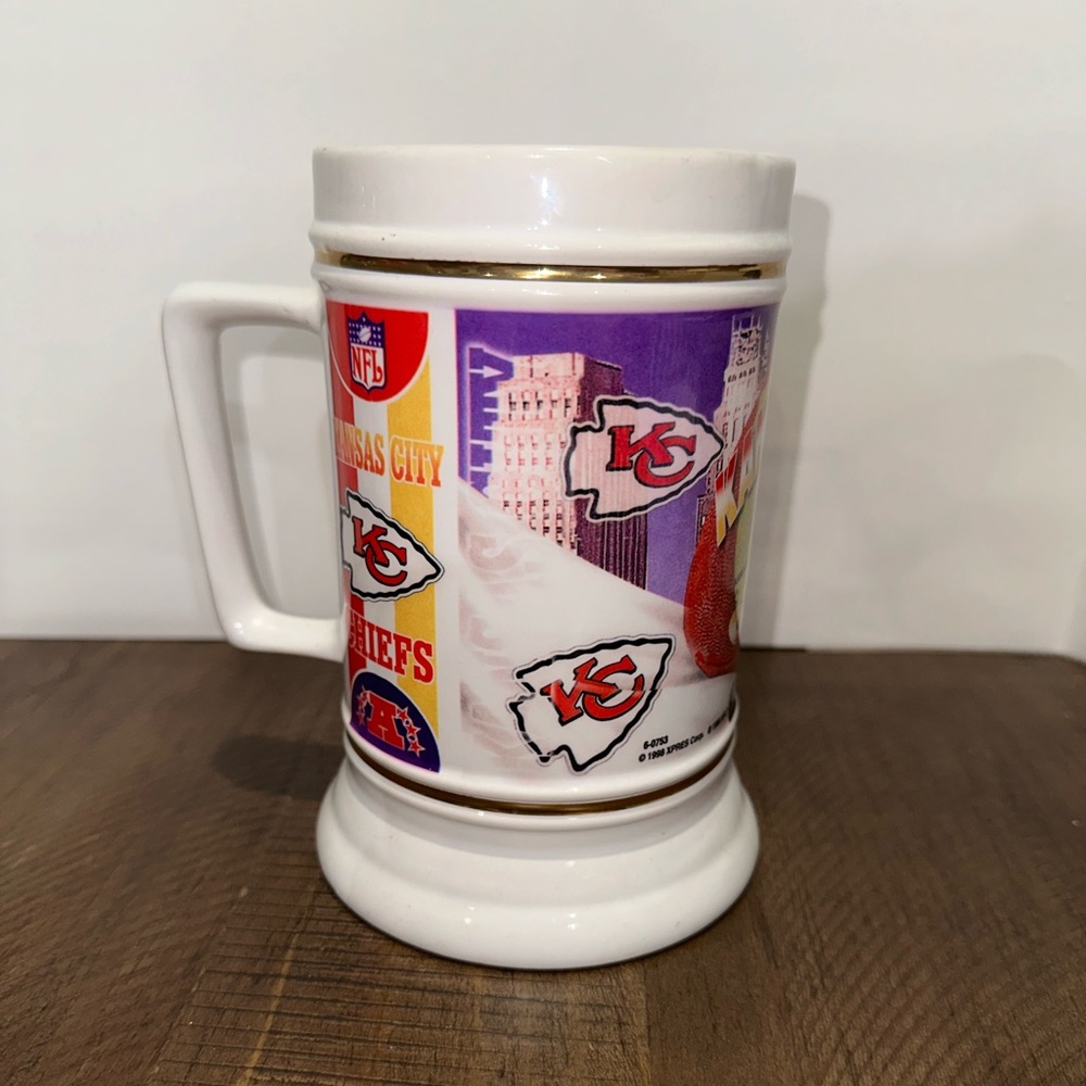 1998 vintage NFL Kansas‎ City Chiefs Mug